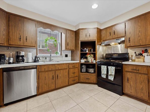 21-51 48th Street, Astoria NY 11105