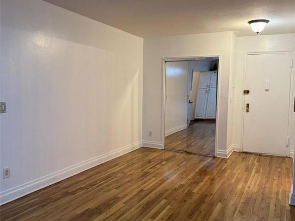 1725 Edison Avenue 2D, Bronx NY 10461