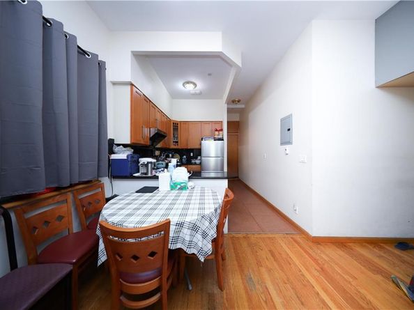 462 52nd Street 2D, Brooklyn NY 11220