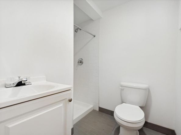 64-23 Alderton Street PH, Rego Park NY 11374