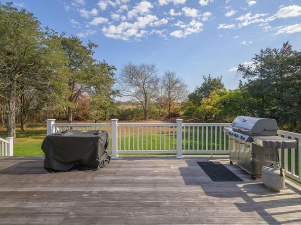 26 Tuthill Lane, Remsenburg NY 11960
