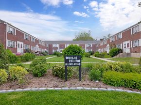 227-09 Hillside Avenue 517 DUPLEX, Bellerose Manor NY 11427