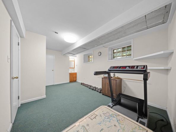 10-08 Shore Road, Douglaston NY 11363