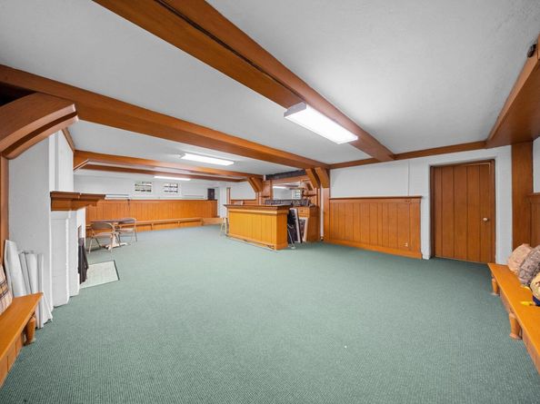10-08 Shore Road, Douglaston NY 11363