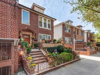 1772 68th Street