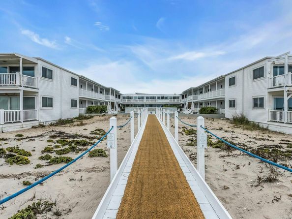 281 Dune Road 18a, Westhampton Beach NY 11978