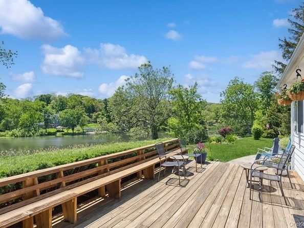 43 Hill Street, Wading River NY 11792