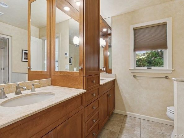 43 Hill Street, Wading River NY 11792