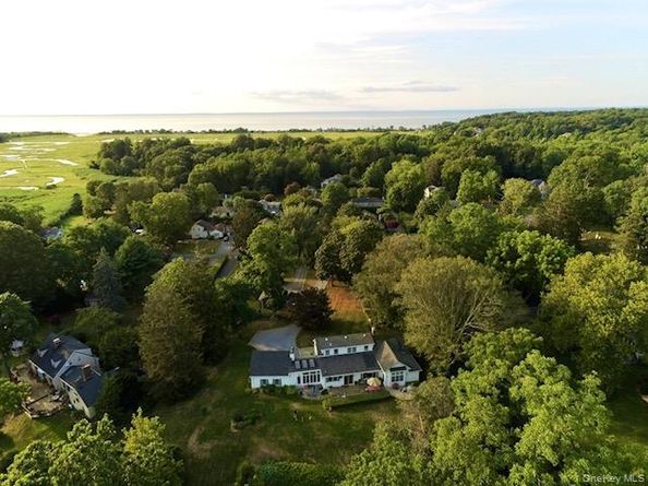 43 Hill Street, Wading River NY 11792