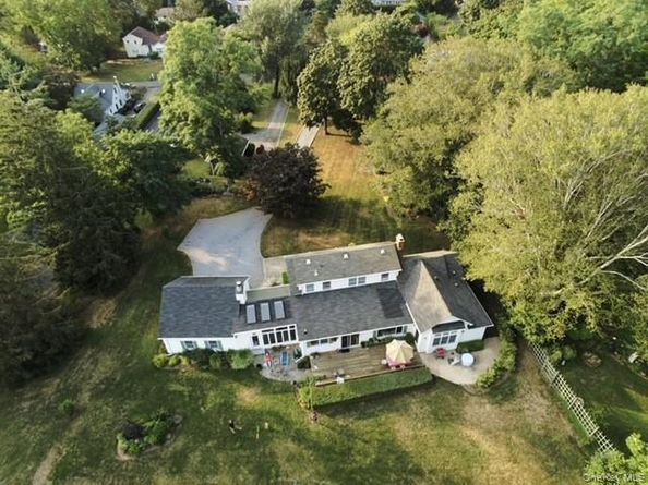 43 Hill Street, Wading River NY 11792