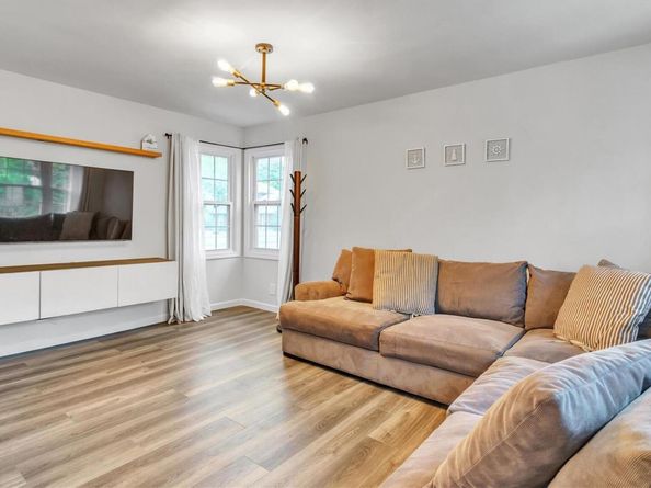 48 Springville Road, Hampton Bays NY 11946