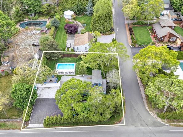 48 Springville Road, Hampton Bays NY 11946