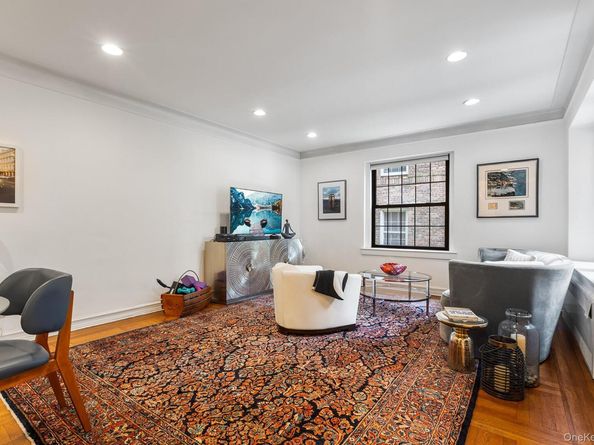 35 Parkview Avenue 1C, Bronxville NY 10708