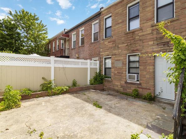 987 Pierce Avenue, Bronx NY 10462