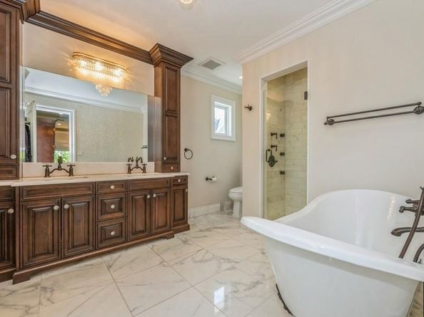 187 Lakeview Avenue, Rockville Centre NY 11570