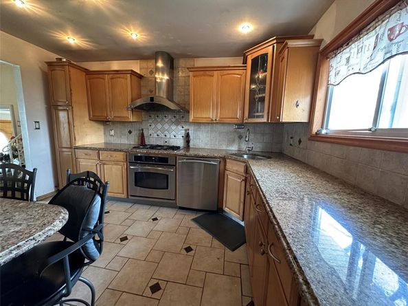 919 Pinelake Drive, West Hempstead NY 11552