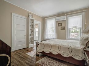 89 Duck Pond Road, Glen Cove NY 11542