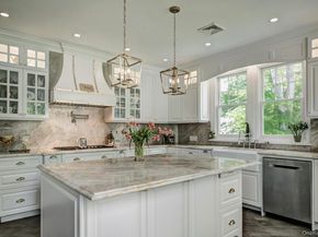 89 Duck Pond Road, Glen Cove NY 11542