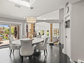 5 Glen Hill Court, Dix Hills NY 11746