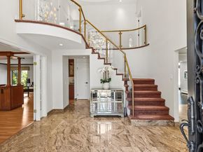 5 Glen Hill Court, Dix Hills NY 11746