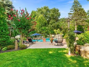 5 Glen Hill Court, Dix Hills NY 11746