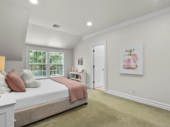 17 Cooper Road, Scarsdale NY 10583