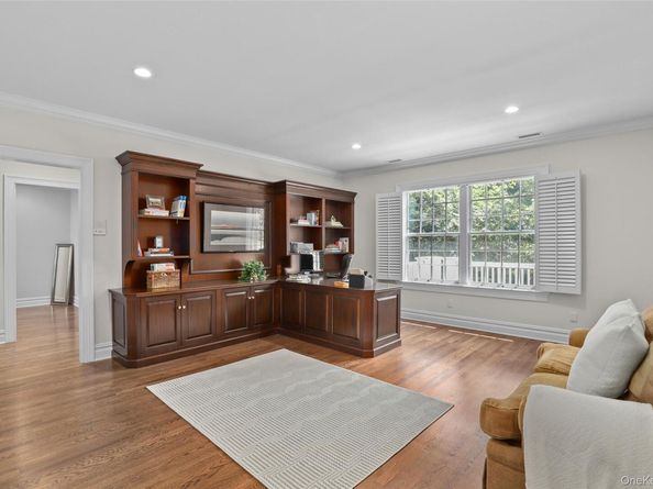 17 Cooper Road, Scarsdale NY 10583