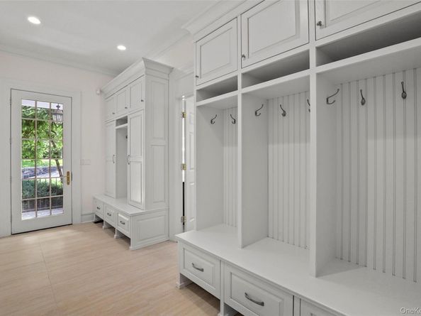 17 Cooper Road, Scarsdale NY 10583