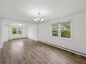 54 Oakdale Avenue, Selden NY 11784