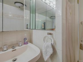 2 Goldfield Street, Melville NY 11747