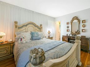 2 Goldfield Street, Melville NY 11747