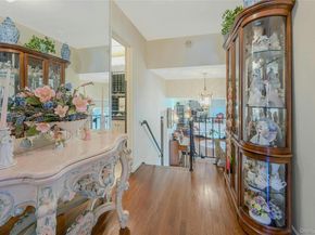 2 Goldfield Street, Melville NY 11747