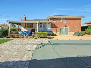 2 Goldfield Street, Melville NY 11747