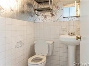 290 W 232nd Street 4F, Bronx NY 10463