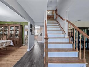 4298 Express Drive N, Ronkonkoma NY 11779