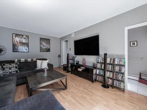 4298 Express Drive N, Ronkonkoma NY 11779