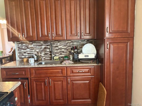 89-15 Parsons Boulevard 15L, Jamaica NY 11432