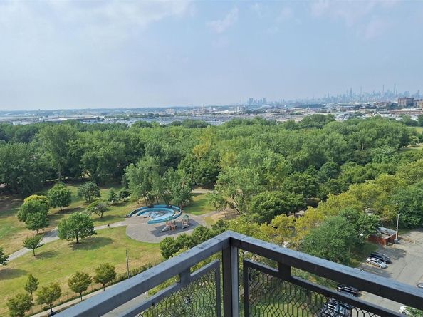 825 Morrison Avenue 16M, Bronx NY 10473