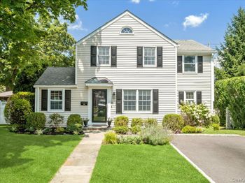 91 Waverly Avenue
