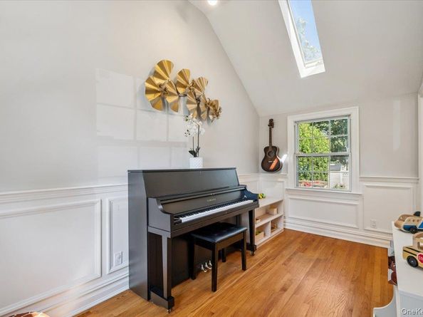 91 Waverly Avenue, Eastchester NY 10709