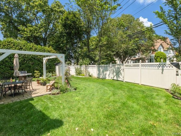 91 Waverly Avenue, Eastchester NY 10709
