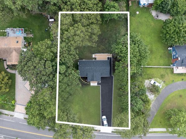 568 S Granny Road, Medford NY 11763