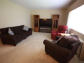 41 Lawrence Drive B, White Plains NY 10603