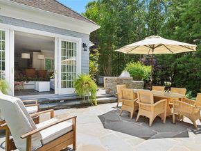 4 Barclay Court, East Hampton NY 11937