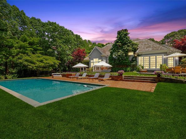 4 Barclay Court, East Hampton NY 11937