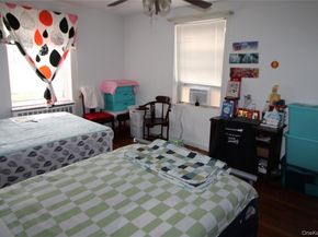 14737 38 Avenue C48, Flushing NY 11354