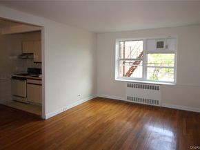 14737 38 Avenue C48, Flushing NY 11354