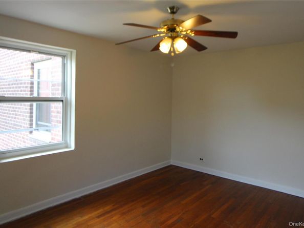 14737 38 Avenue C48, Flushing NY 11354