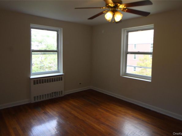 14737 38 Avenue C48, Flushing NY 11354