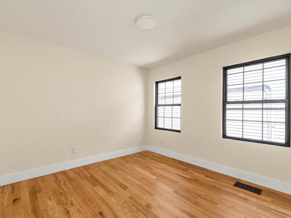 170 Beach 4th Street, Far Rockaway NY 11691